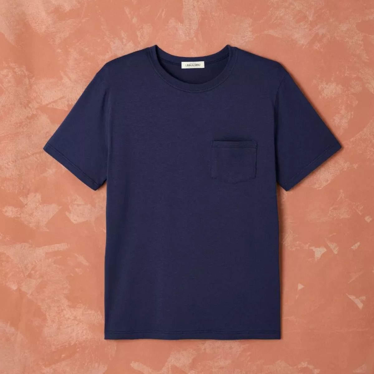 t-shirt homme marine à col rond et poche