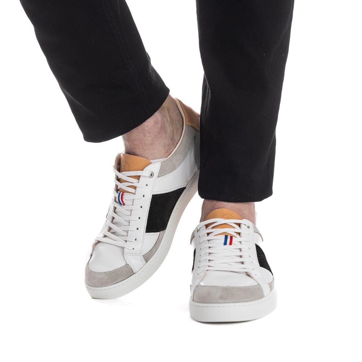 basket en cuir pour homme blanche et noir