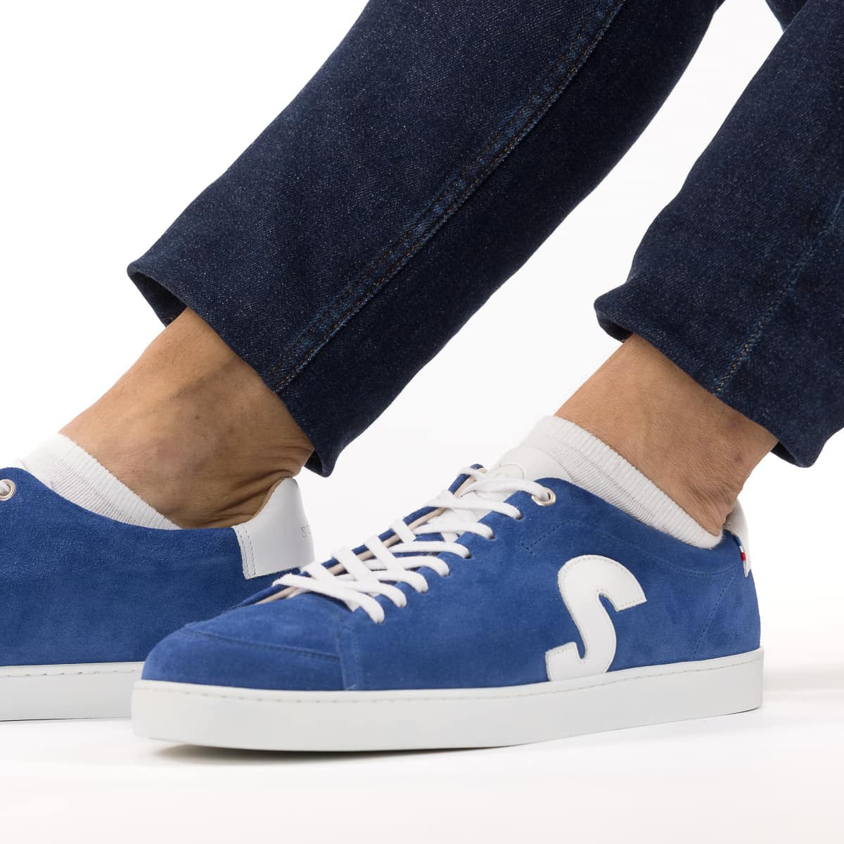 basket bleu française en croute de cuir