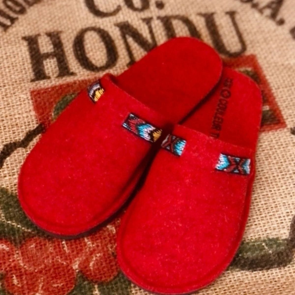 Chausson français Rouge