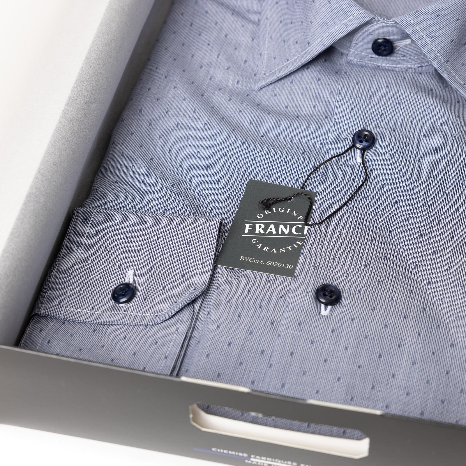 La chemise française bleu pour homme à manches longues