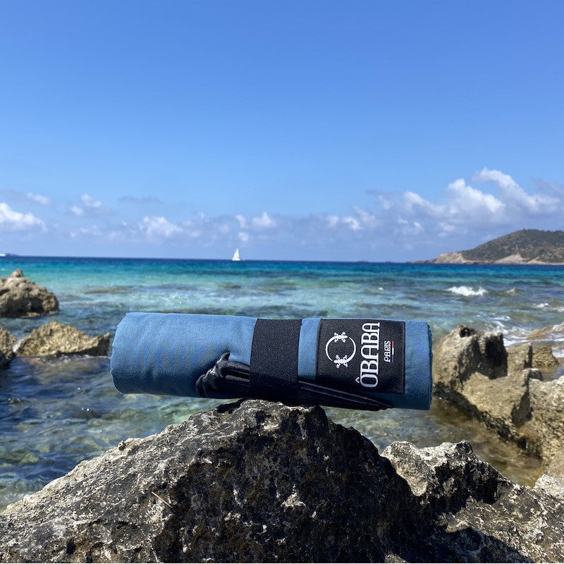 Drap de plage solo bleu pétrole