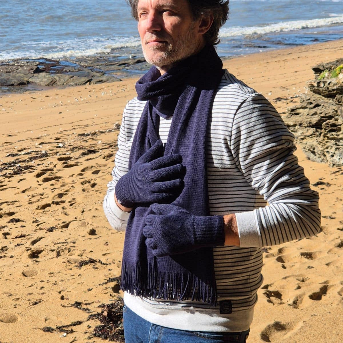 Echarpe pour homme bleu marine en laine