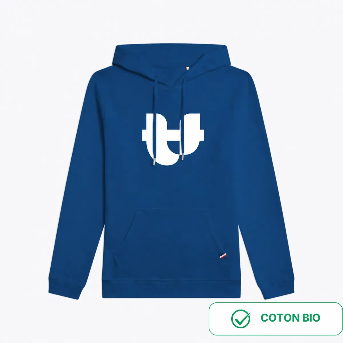 Sweat à capuche femme bleu électrique vu de face, motif blanc imprimé sur la poitrine, cordon à embouts métalliques et ruban tricolore sur la poche