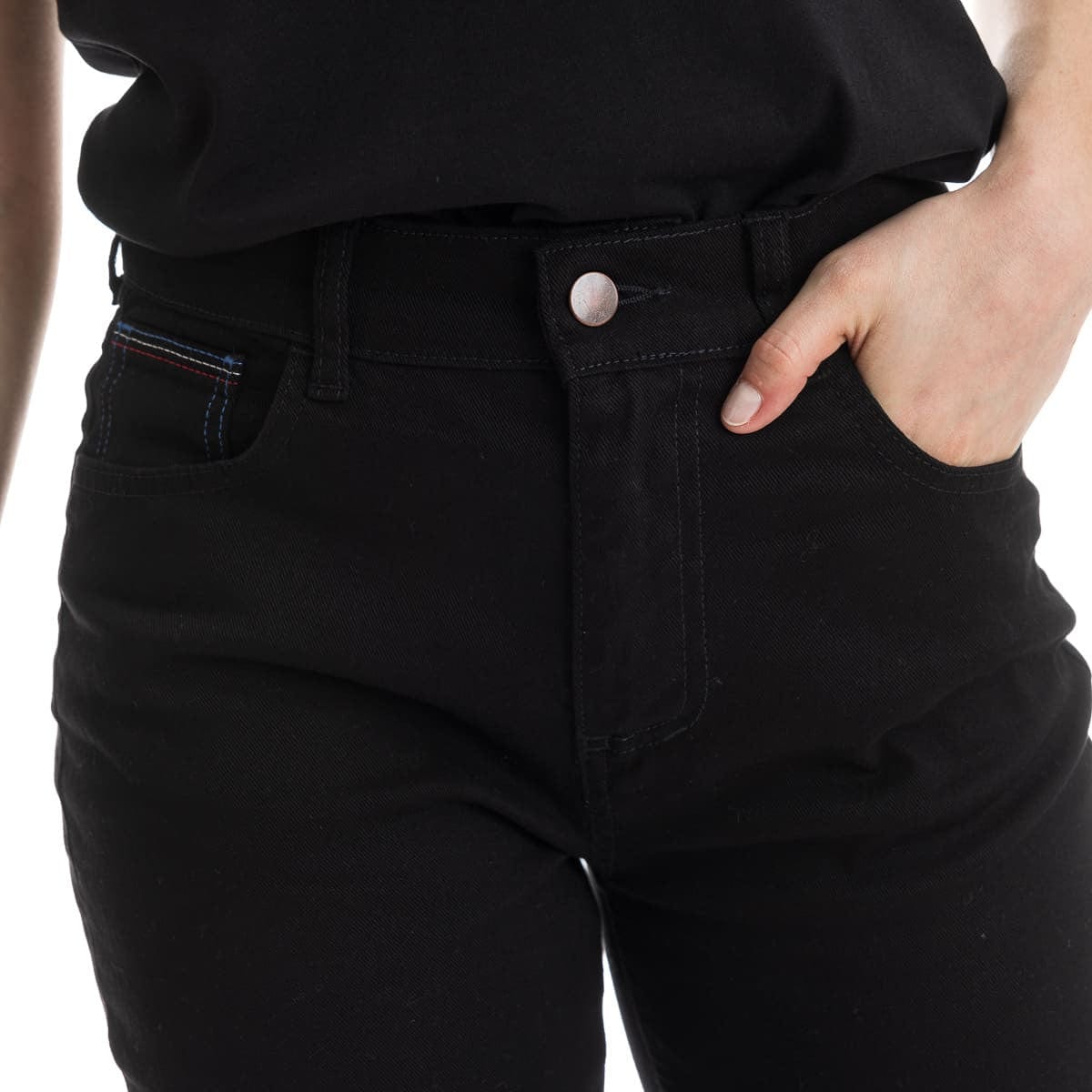 Jean noir femme coupe droite