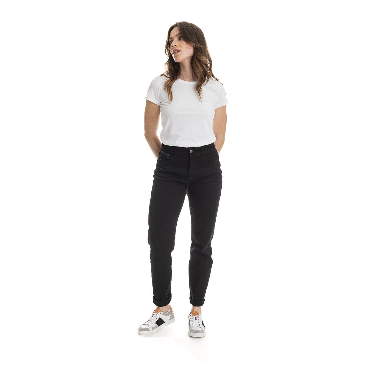 Jean noir femme coupe droite