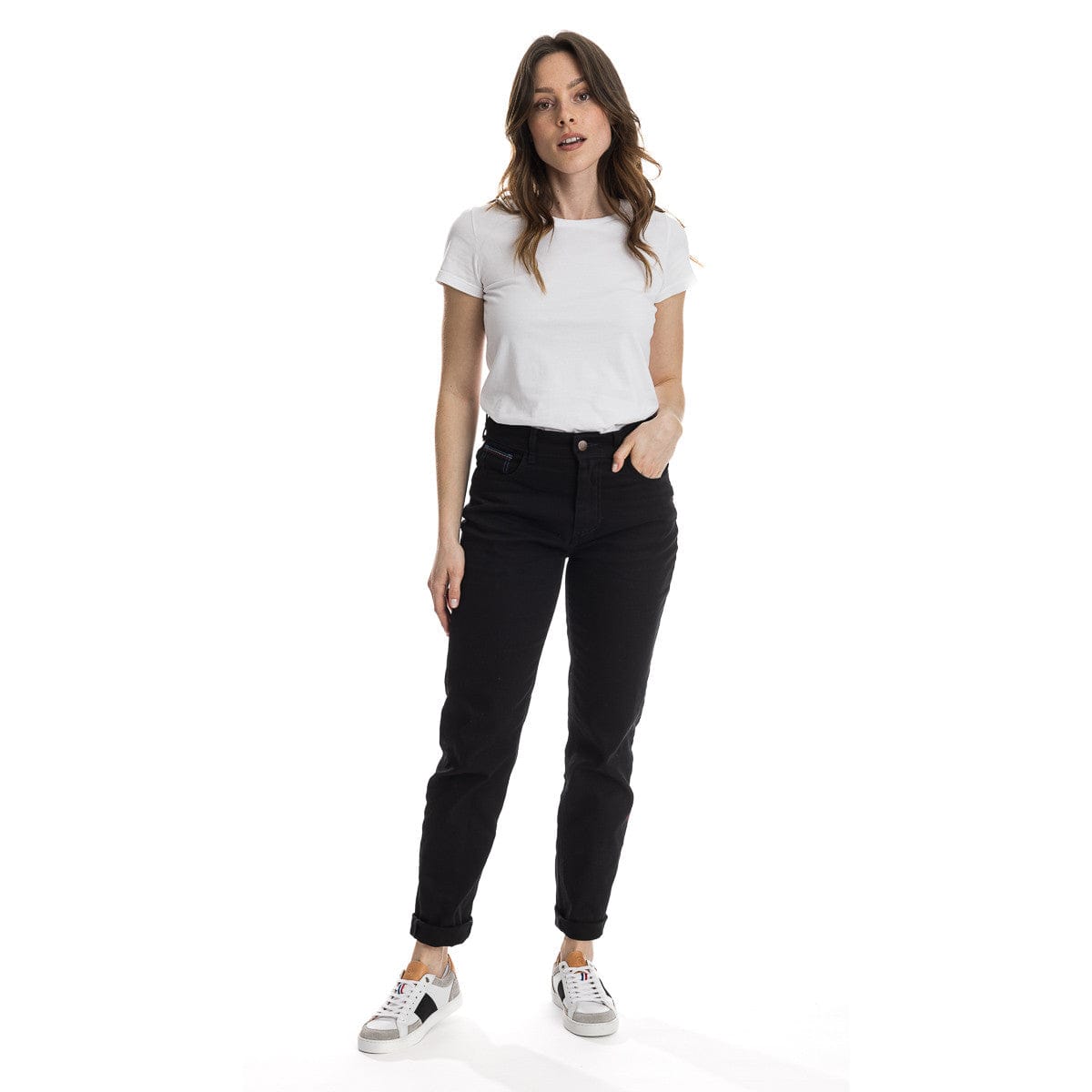 Jean noir femme coupe droite
