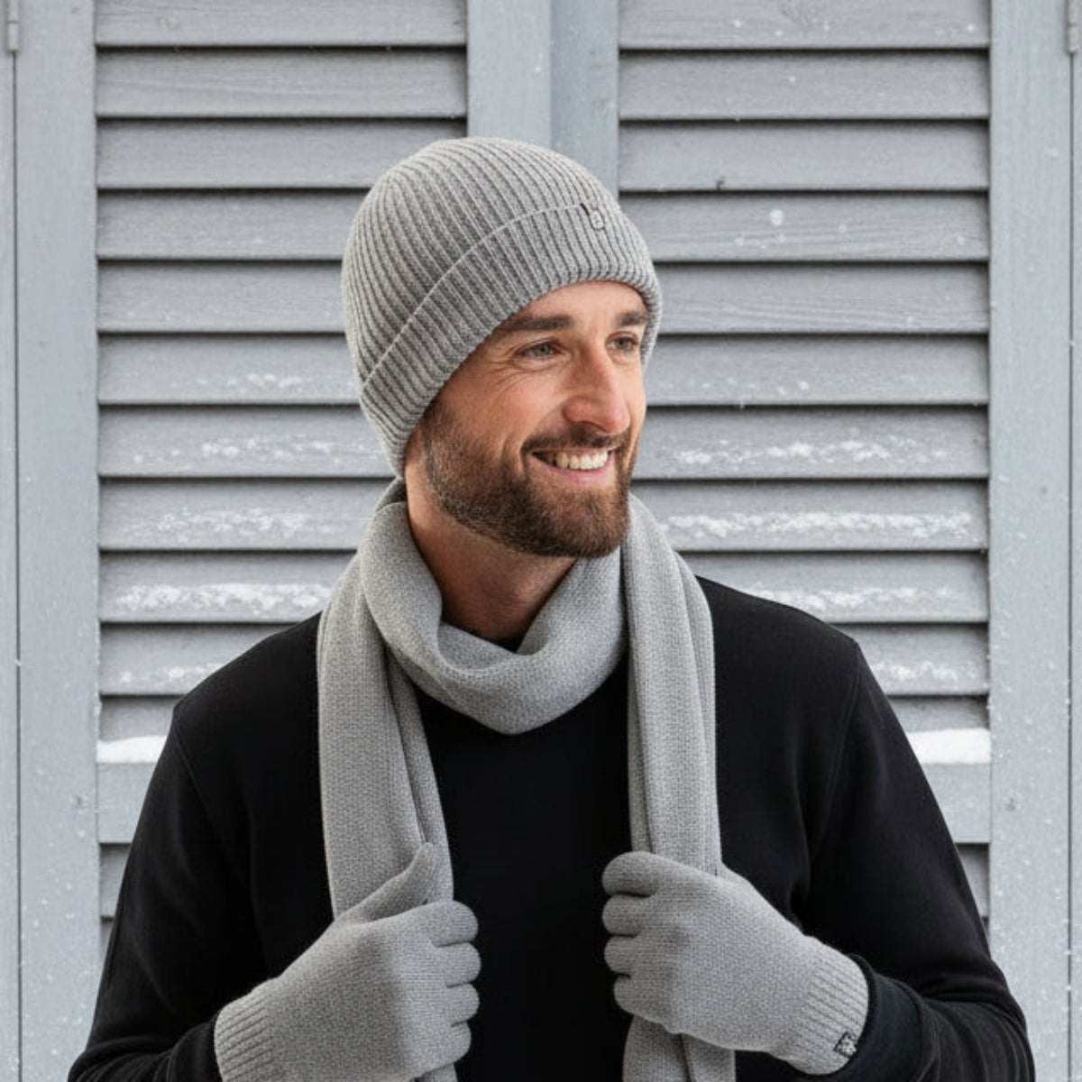 Le bonnet en laine homme bleu marine