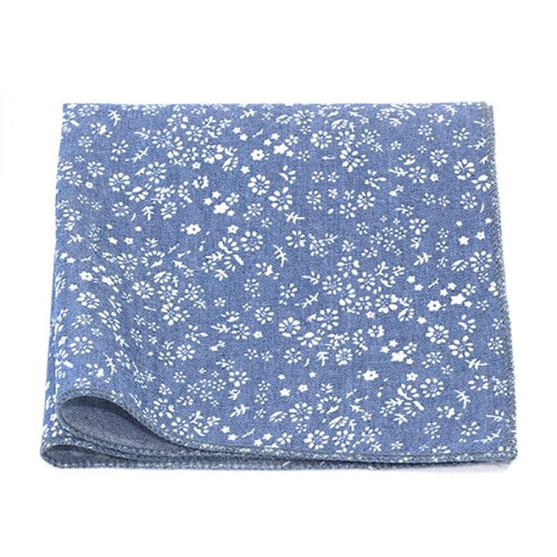 Pochette de costume bleu fleuri