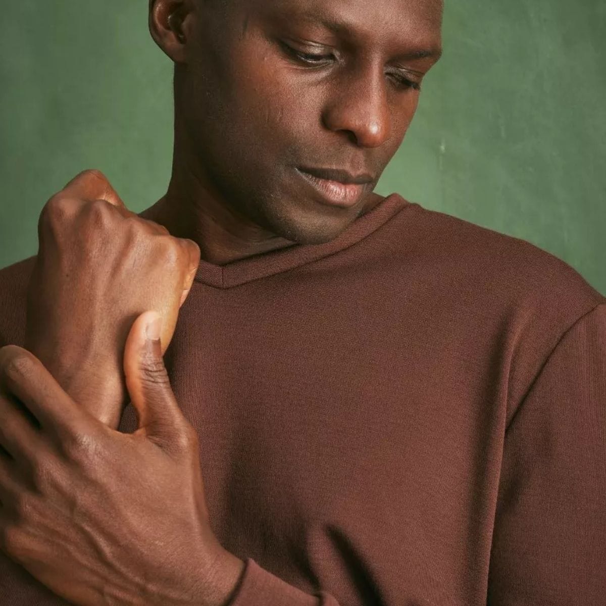 Pull en laine col V Chocolat