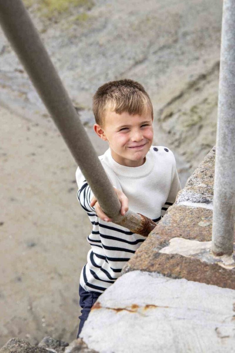 Pull marin enfant rayé