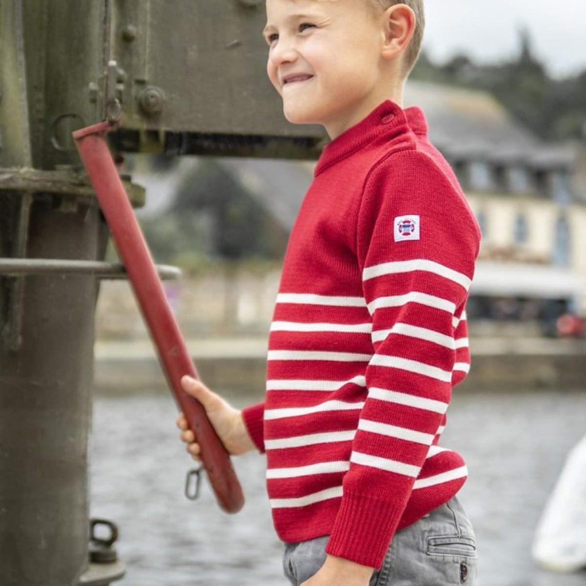 Pull marin enfant rayé
