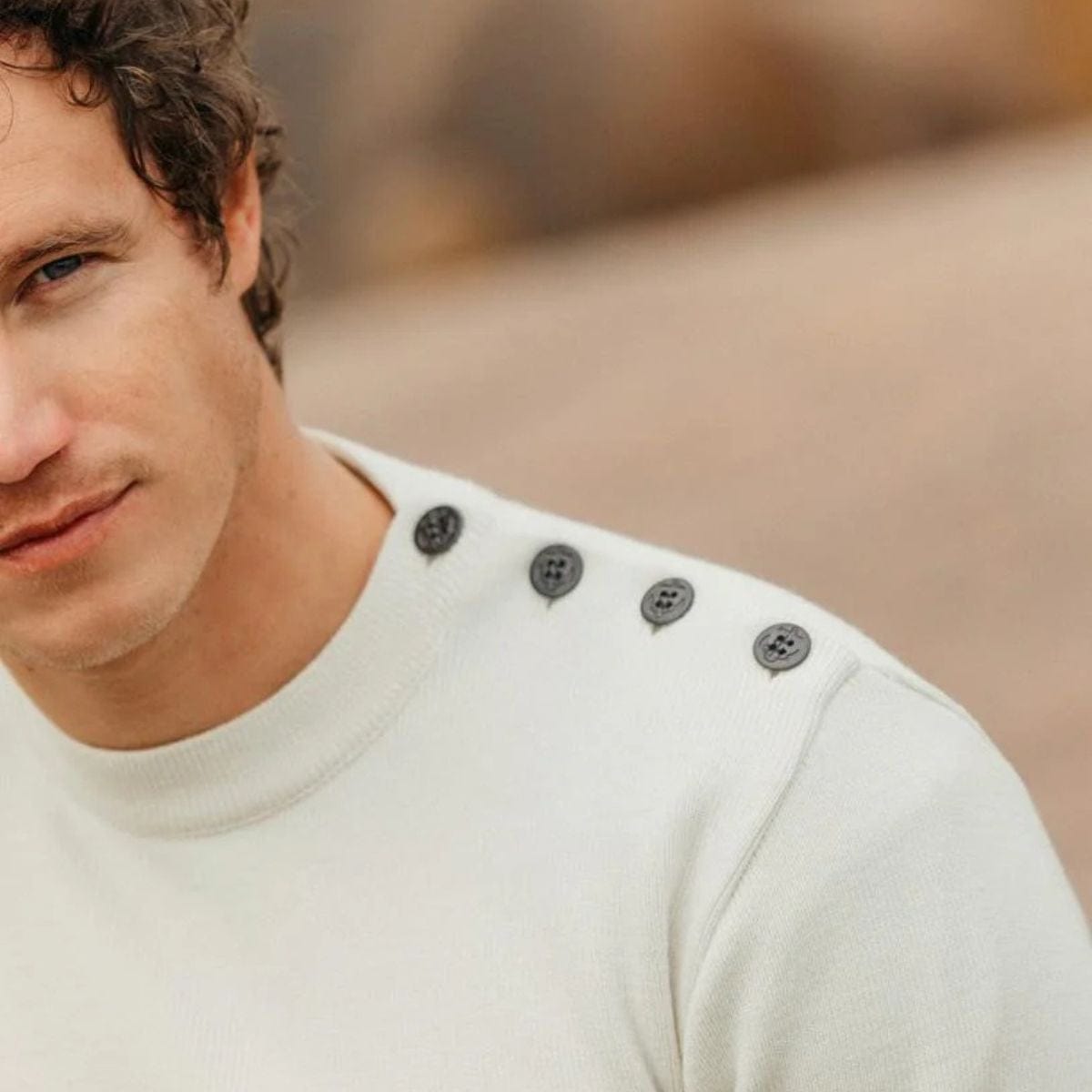 Pull marin rayé 50% pure laine écru marine