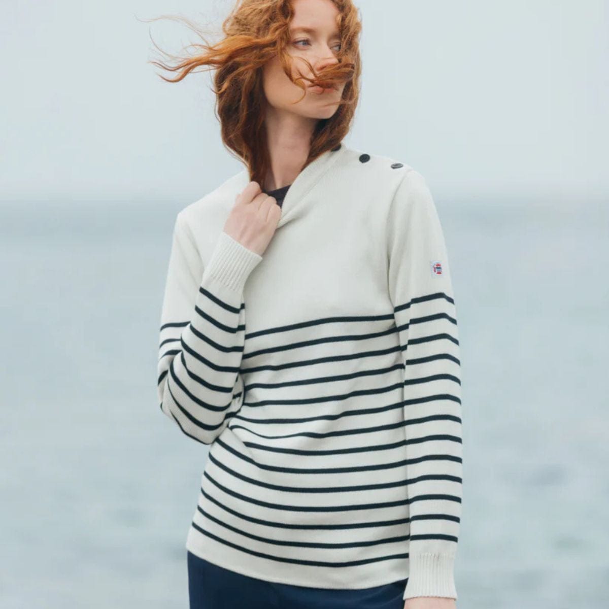 Pull marin rayé 50% laine mérinos marine écru