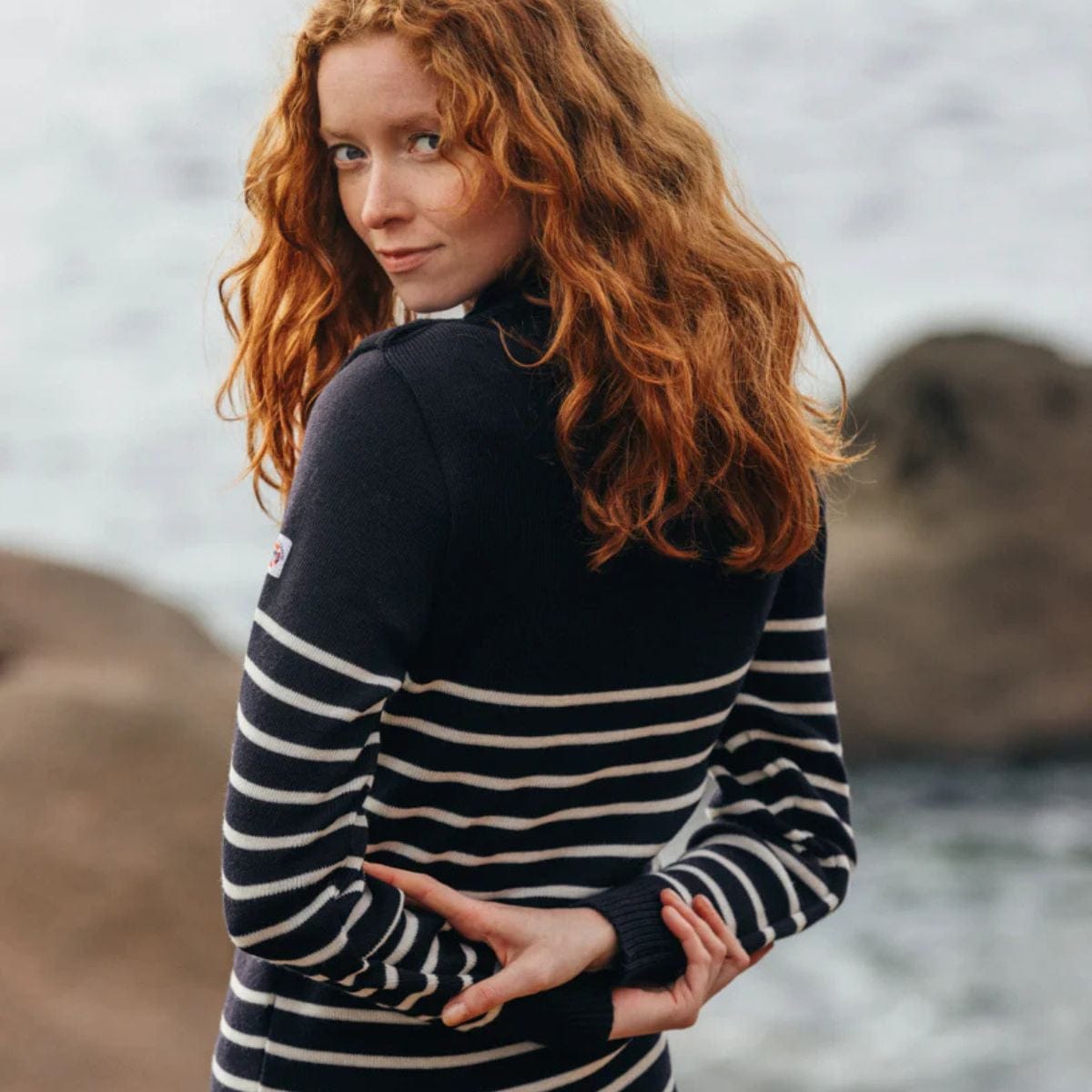 Pull marin rayé 50% laine mérinos marine écru