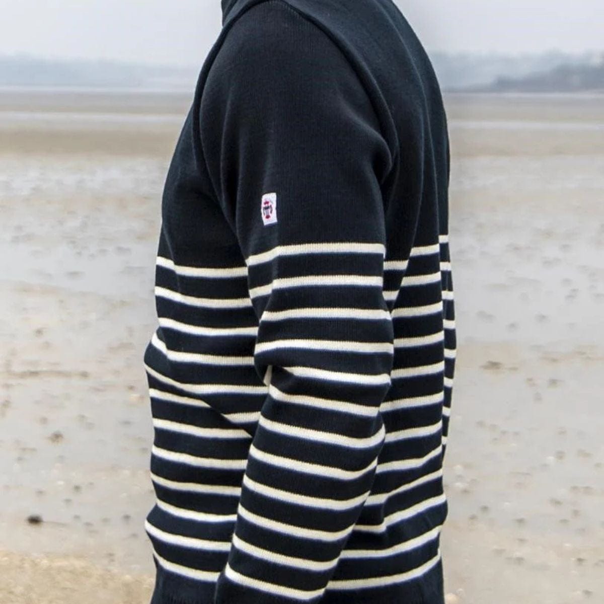 Pull marin rayé 50% pure laine marine écru