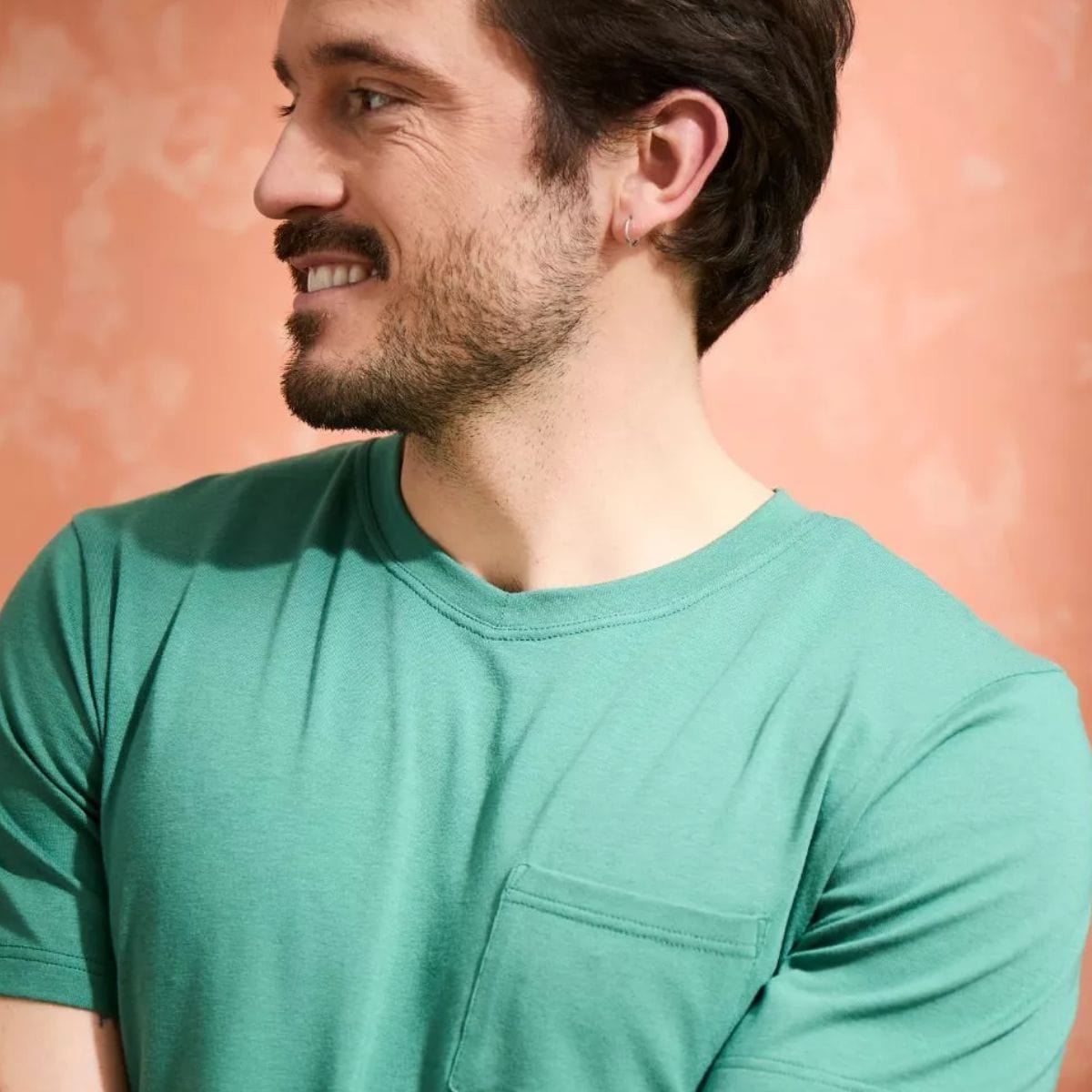 T-shirt Col V à poche Homme Vert