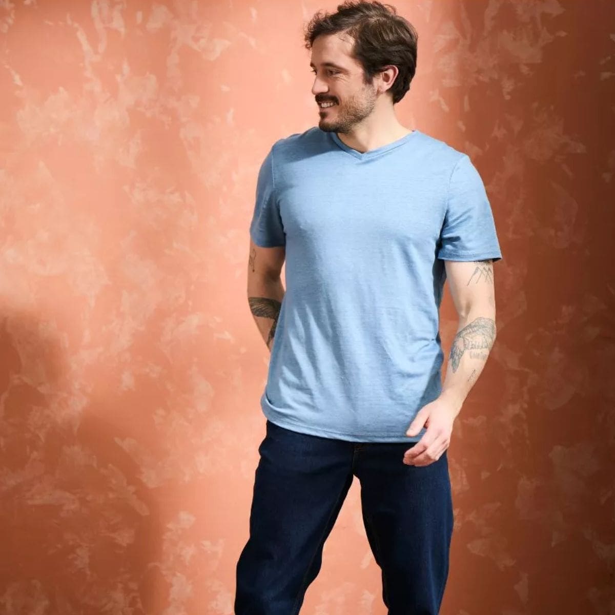 T-shirt en lin homme Col V Bleu ciel