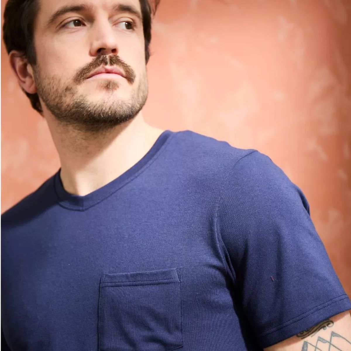 T-shirt homme à poche Marine col rond