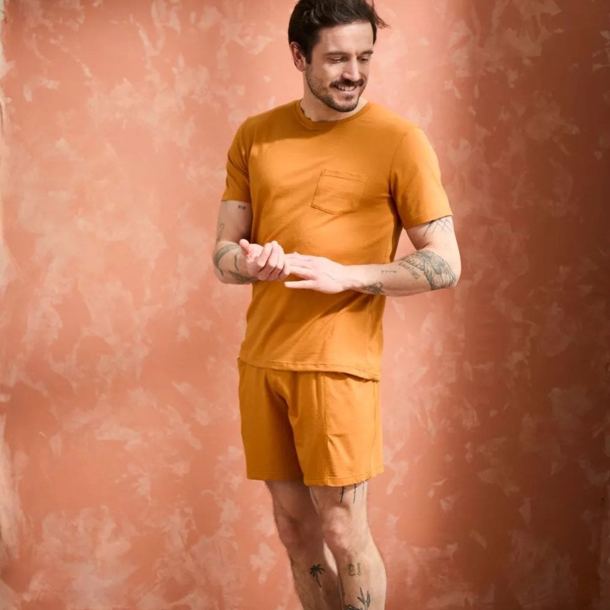 T-shirt homme à poche Orange col rond