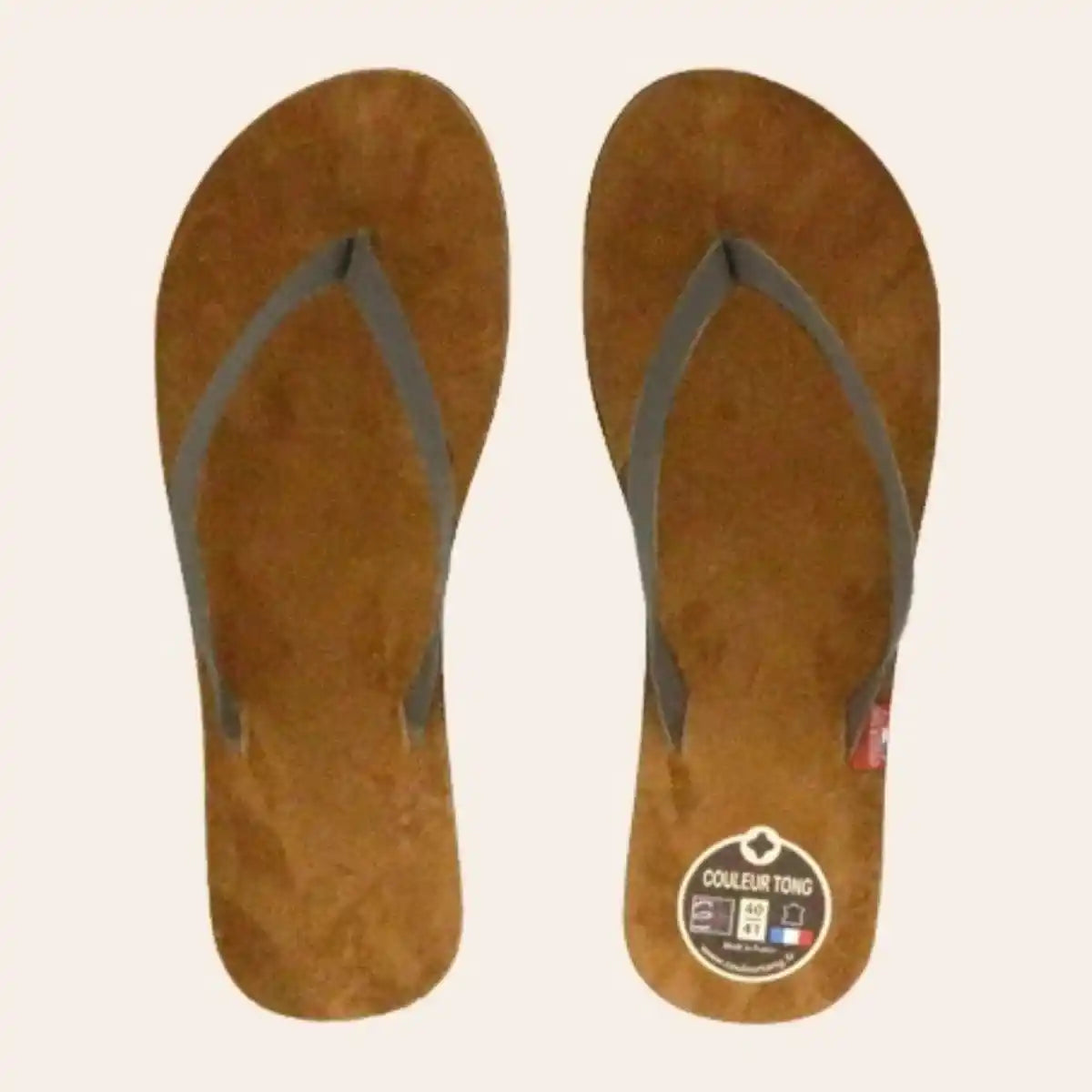 Tong en cuir poids plume sable
