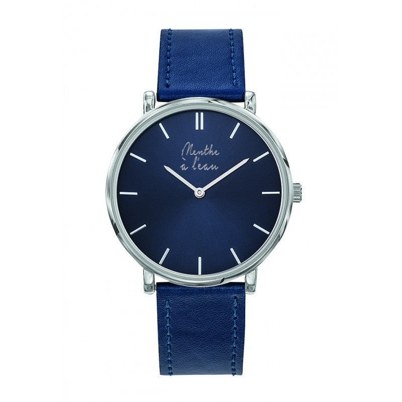 Montre bracelet cuir homme en bleu fond bleu