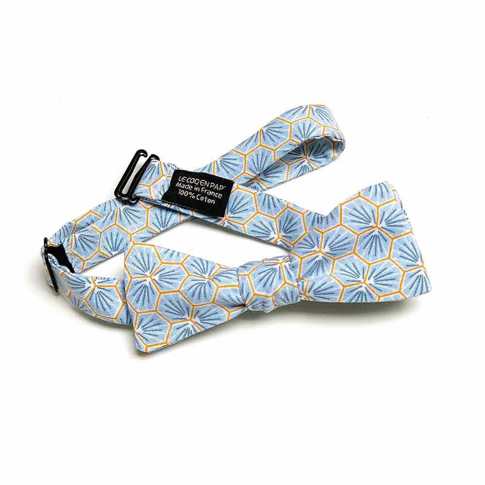 Noeud papillon japonais bleu ciel