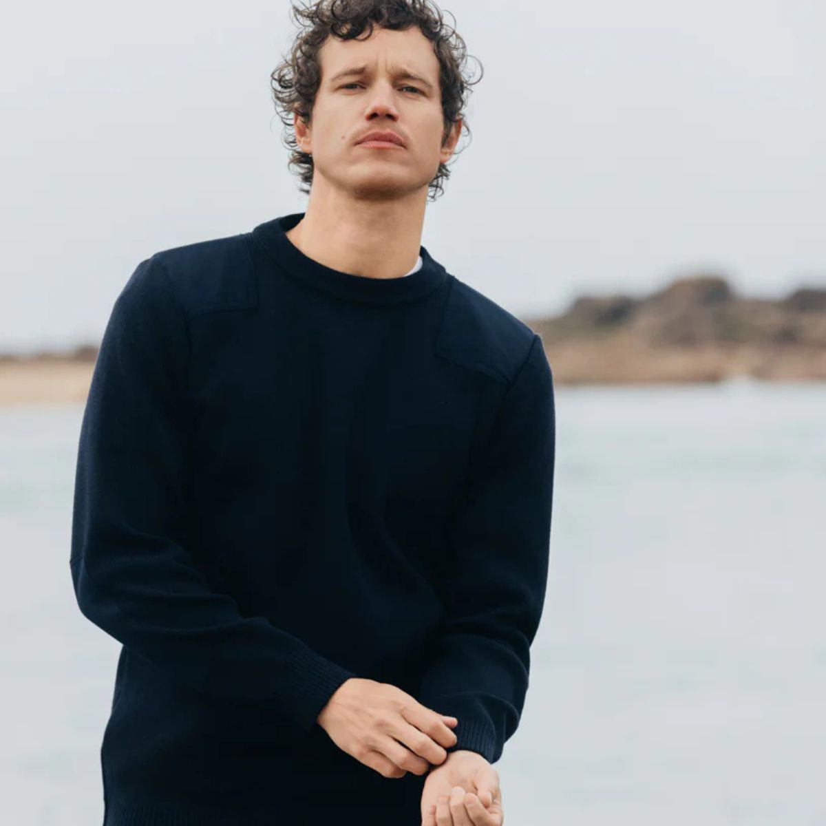 Pull col rond 100 % laine vierge bleu marine