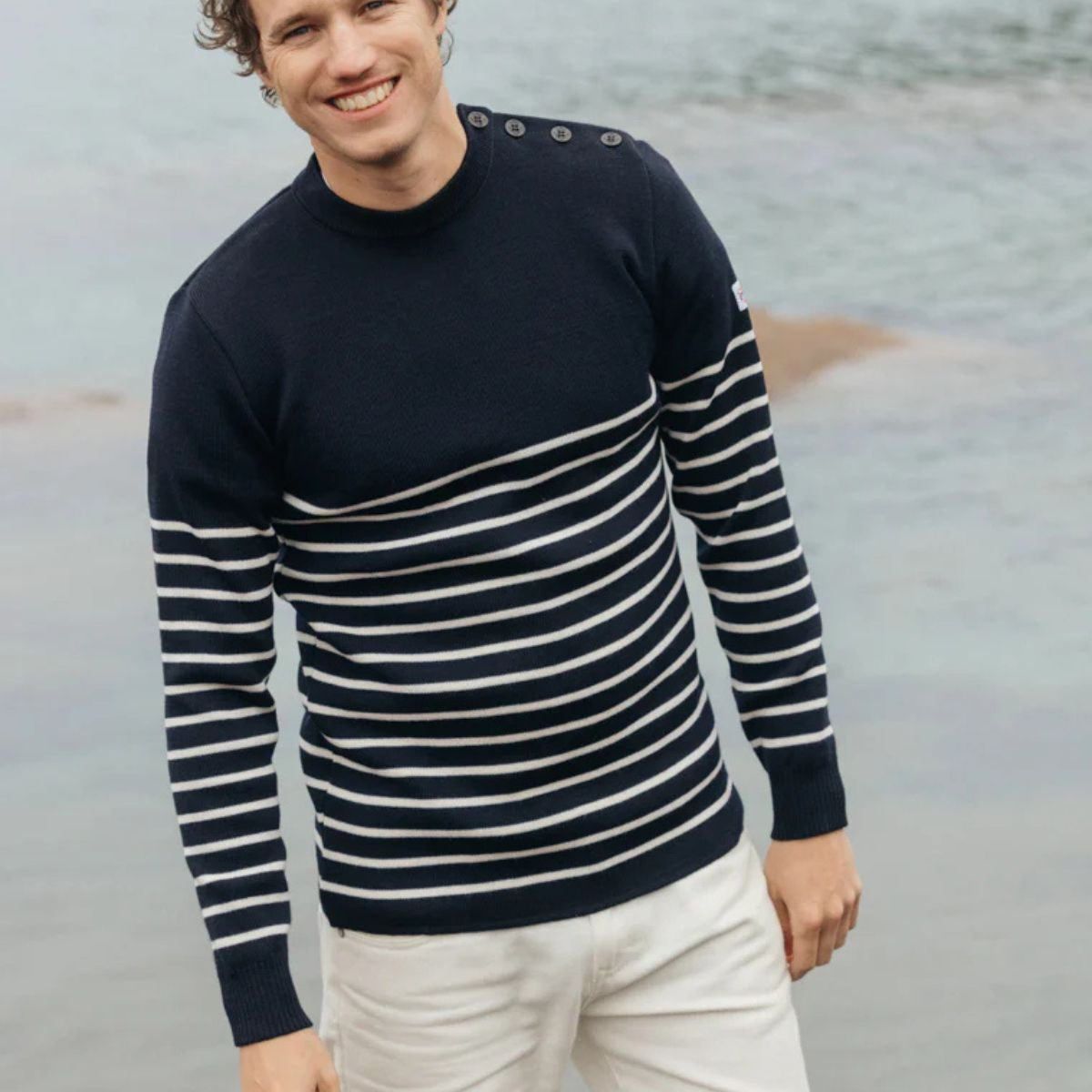 Pull marin uni 50% pure laine bleu marine