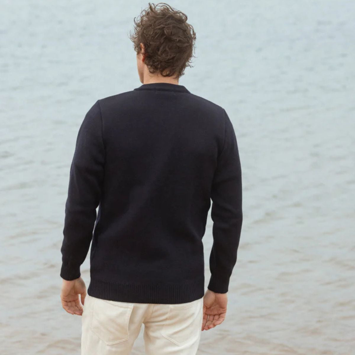 Pull marin rayé 50% pure laine bleu marine